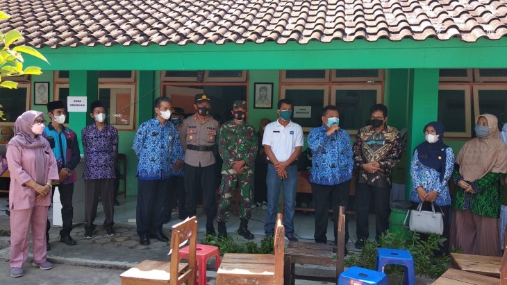 Monitoring Kegiatan Vaksinasi Untuk Anak SMP di Pleret